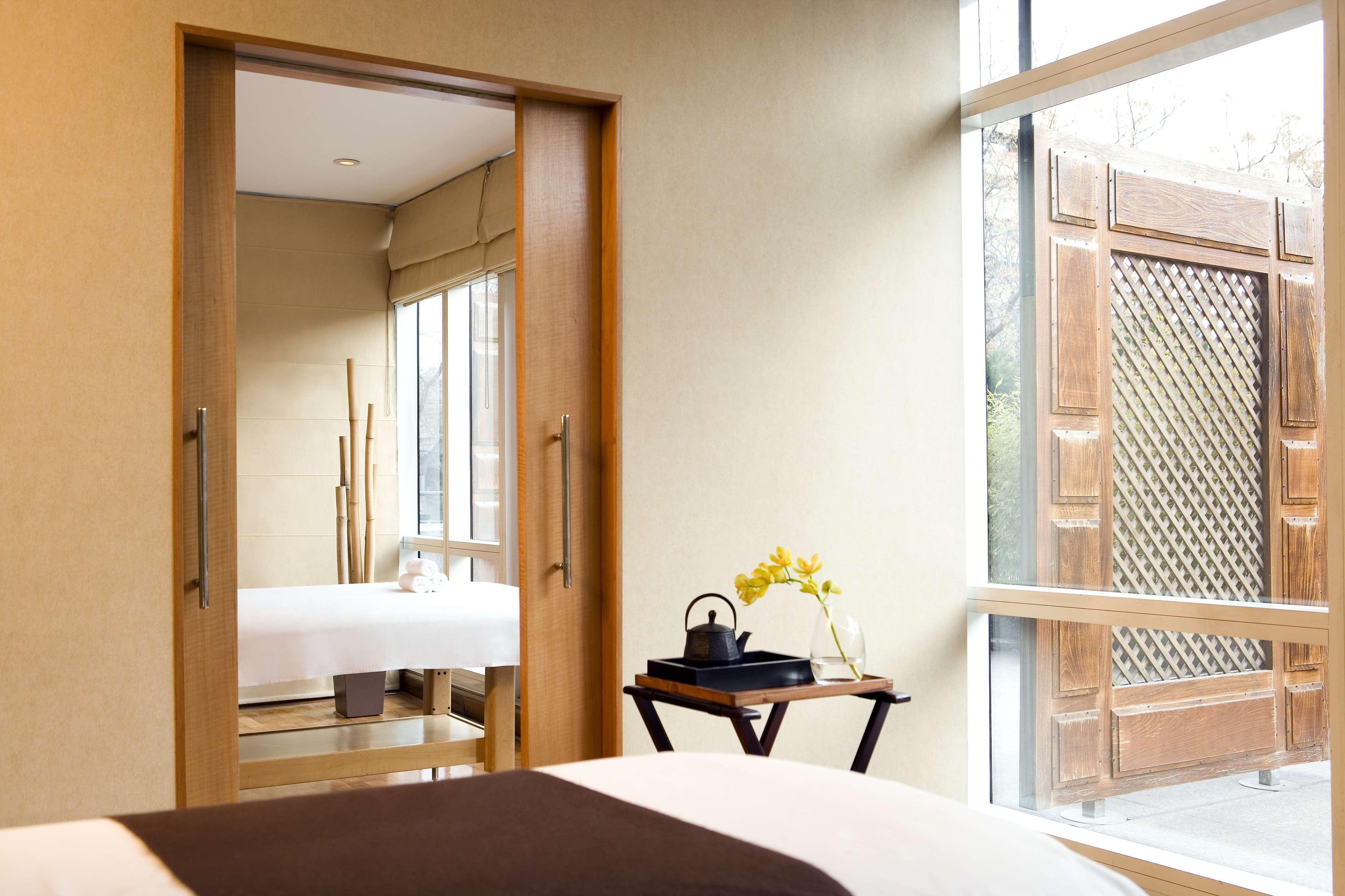 Park Hyatt Hotel, Casino & 5*