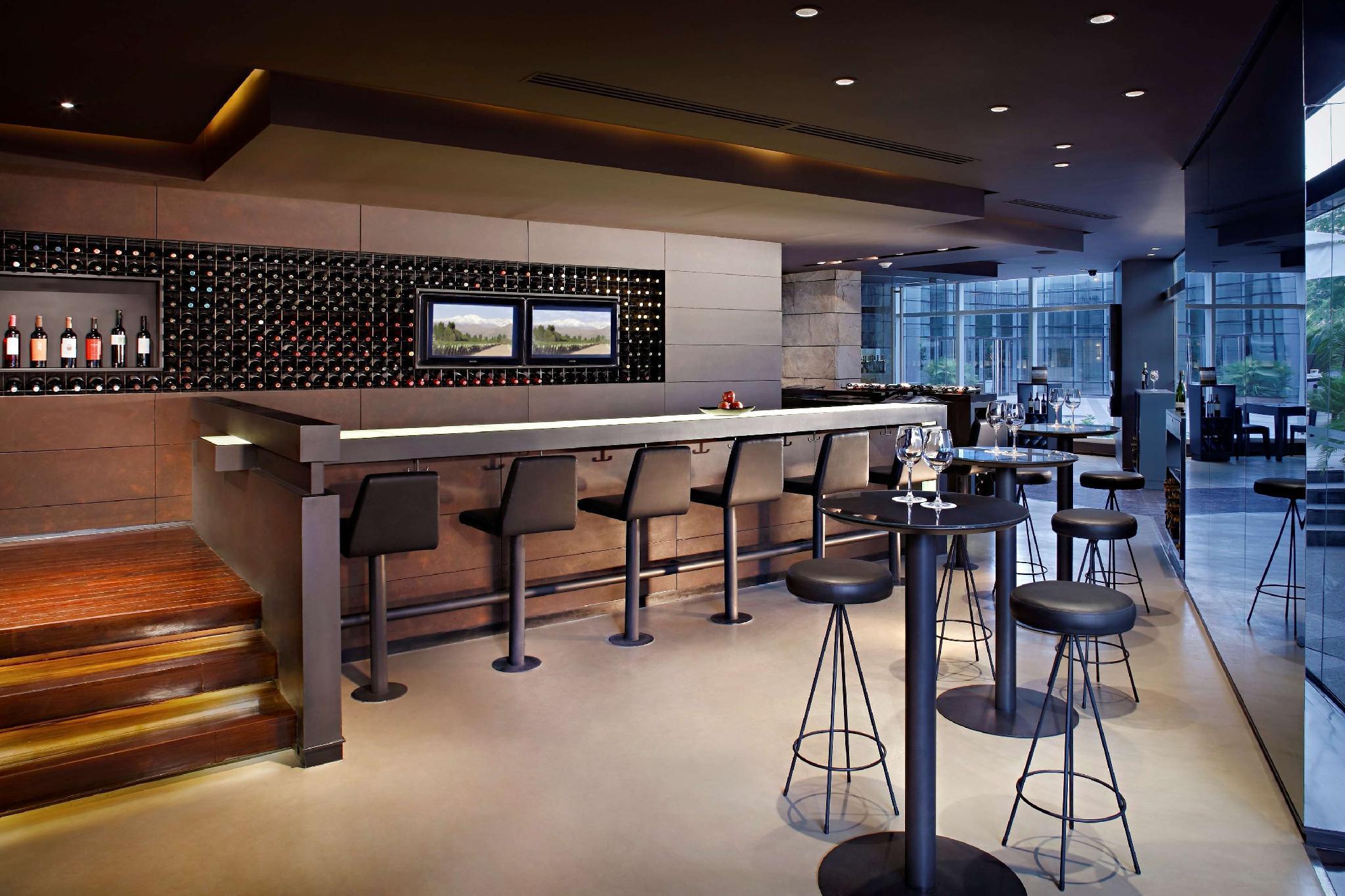 Park Hyatt Hotel, Casino & Hotel