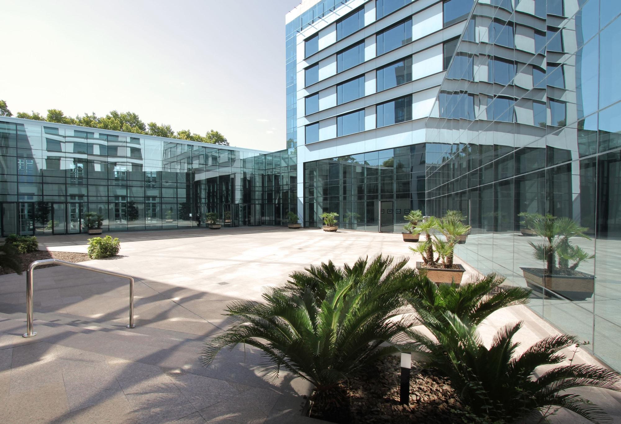 Park Hyatt Hotel, Casino & Hotel 5*